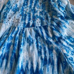 Sag Harbor Vibrant Blue Tie-Dye Top